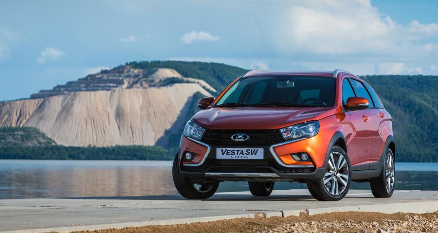  Lada Vesta SW Cross 2017 года  (фото 14 из 48)